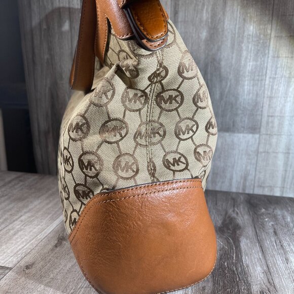 Michael Michael Kors Slouch Canvas Hobo Bag - Picture 5 of 8